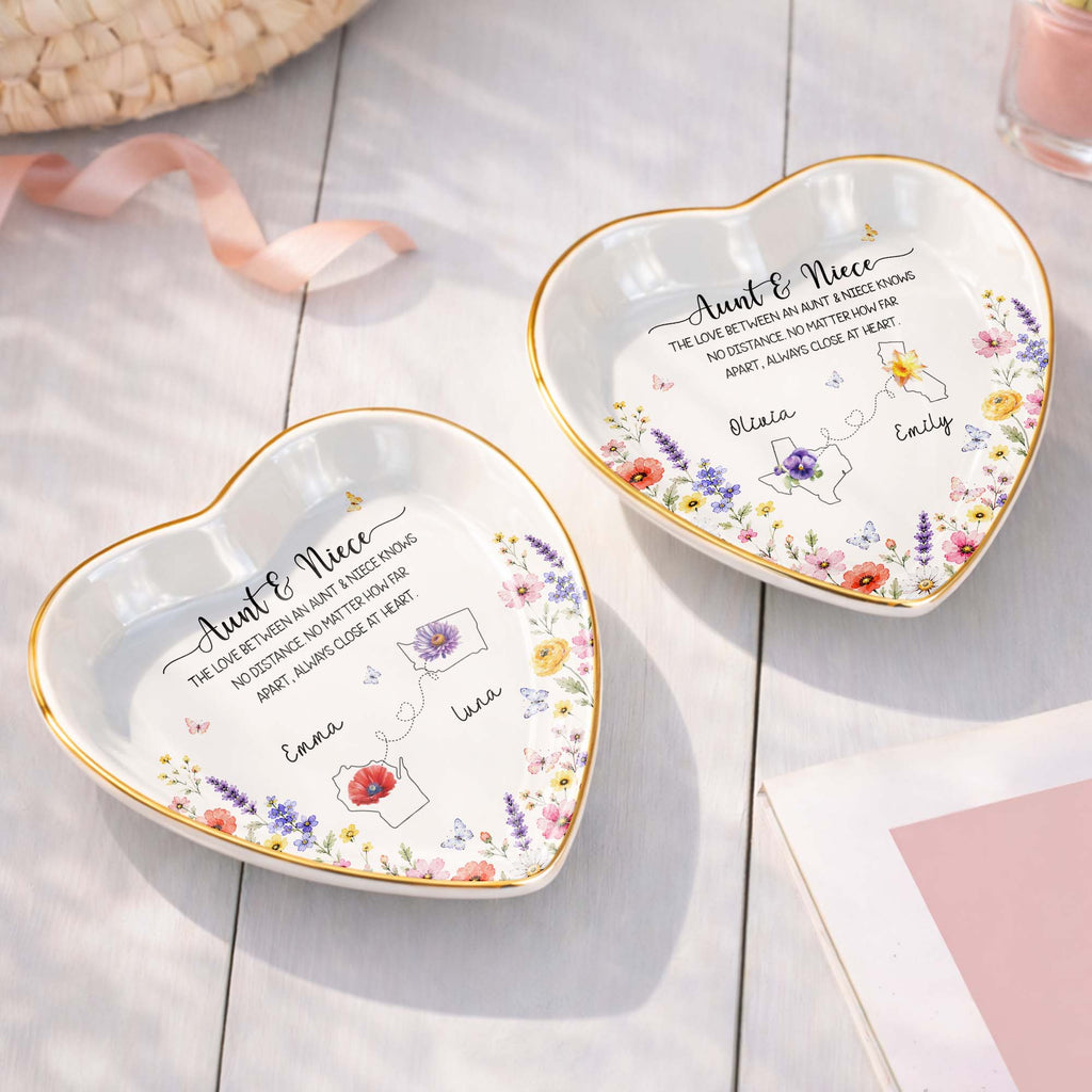 Aunt And Niece Love Knows No Distance Floral State Map - Personalized Custom Jewelry Dish, Ceramic Dish, Heart Shape - NCE104_HCRF